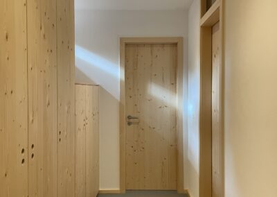 Portes de communictations et armoire 3 plis épicéa
